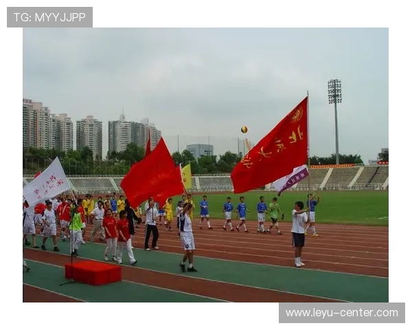 周睿羊速胜陈笑天 华东师大校友队升甲关键战图集